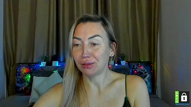 Kiss julli88I online show from 12/13/25, 07:53