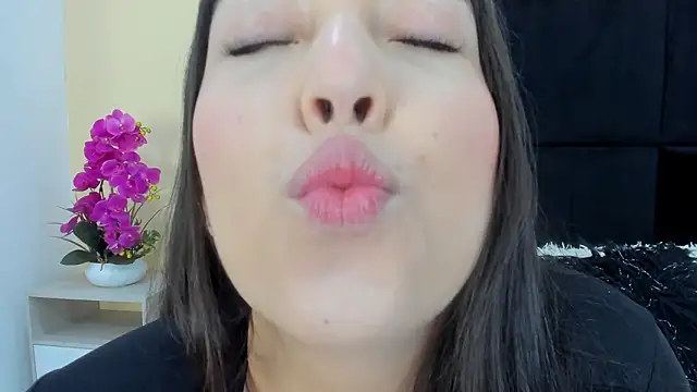 MaddyCrofft online show from 03/10/26, 11:26