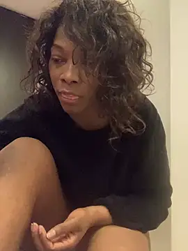 Nahomy gree online show from 03/15/25, 08:15