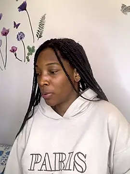 Nahomy gree online show from 12/02/25, 05:24