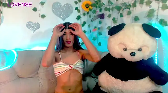 KimberlyXtreme online show from 03/23/25, 03:21