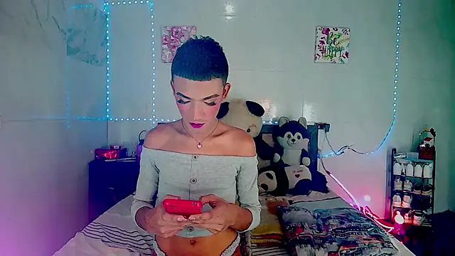 KimberlyXtreme online show from 10/19/25, 06:08