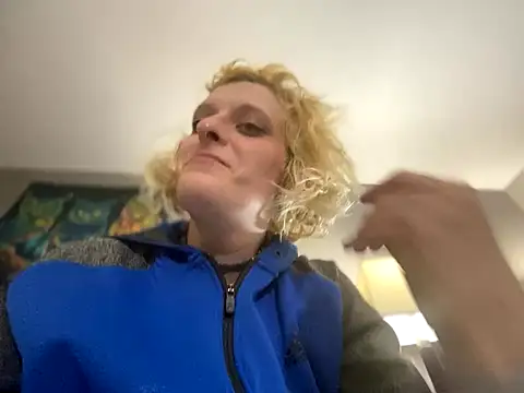 KITTYBOOBOOFUXX online show from 01/07/26, 06:10