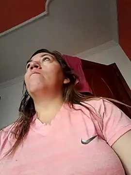 Luna-nevada online show from 10/09/25, 02:15