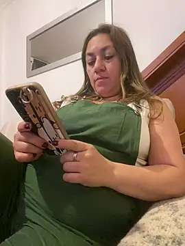 Luna-nevada online show from 02/14/26, 12:29