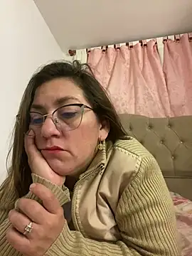 Luna-nevada online show from 06/11/26, 02:53