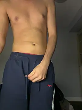 njariwala6 online show from 09/21/25, 12:56