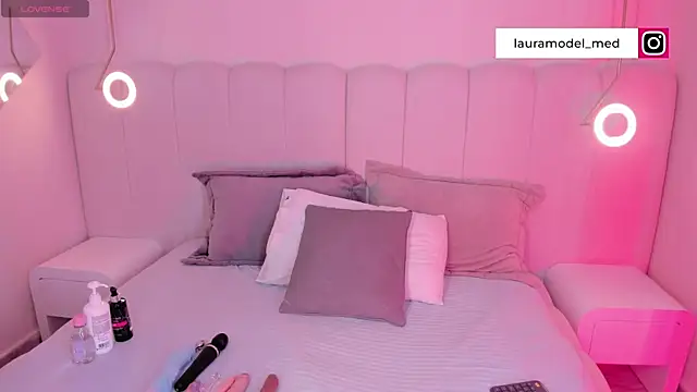 Snapshot of riri_candy chatting on 11/09/25, 03:27 riri candy online show from 11/09/25, 03:27