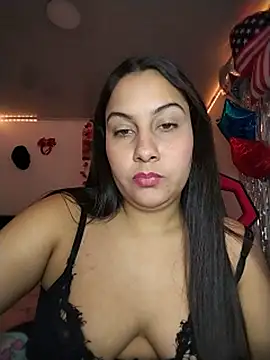 esmeralda jadees online show from 07/18/26, 12:04