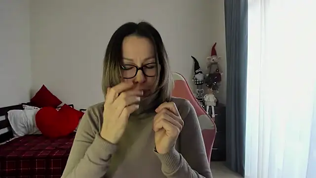 Snapshot of MANKAmmm1 chatting on 03/06/25, 08:52 MANKAmmm1 online show from 03/06/25, 08:52