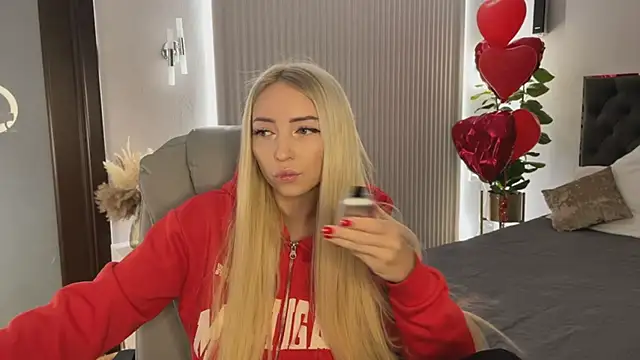 OhMyEmma online show from 02/26/26, 01:26