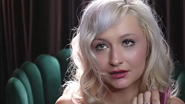 SunnyGlow online show from 03/11/25, 09:13