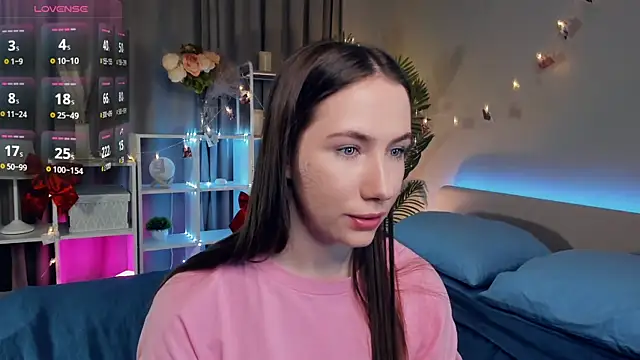 Kira mindnes online show from 03/14/25, 07:34