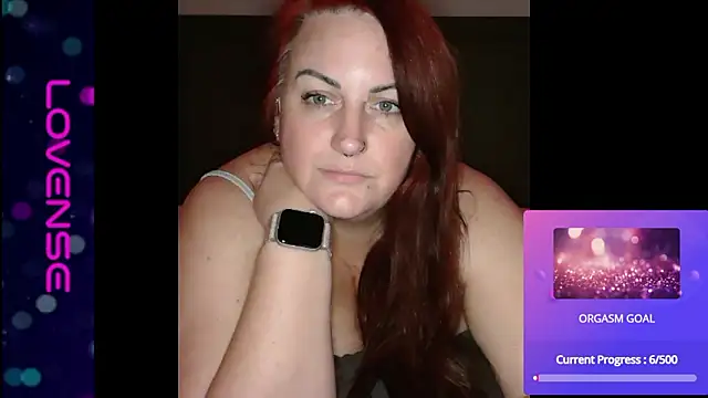 Snapshot of SouthernElle1 chatting on 02/12/26, 01:44 SouthernElle1 online show from 02/12/26, 01:44