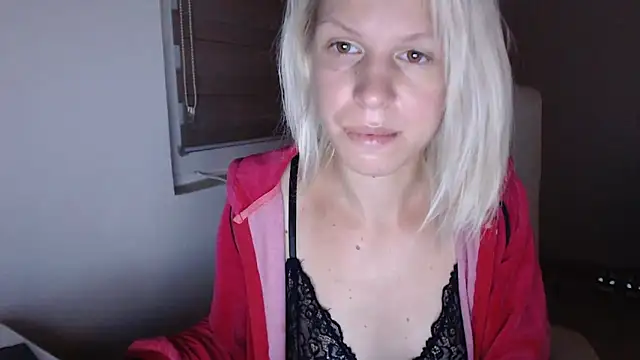 ElssaRush online show from 09/19/25, 03:19