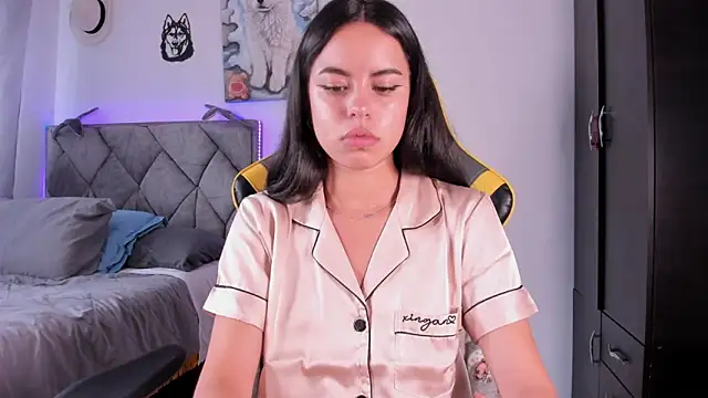 Snapshot of Bear-Mel chatting on 09/12/25, 03:12 Bear-Mel online show from 09/12/25, 03:12