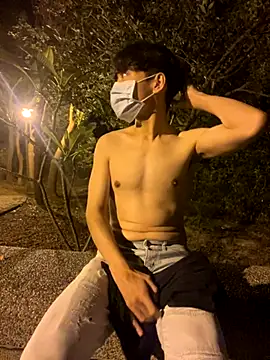 chipboo online show from 09/14/25, 12:15