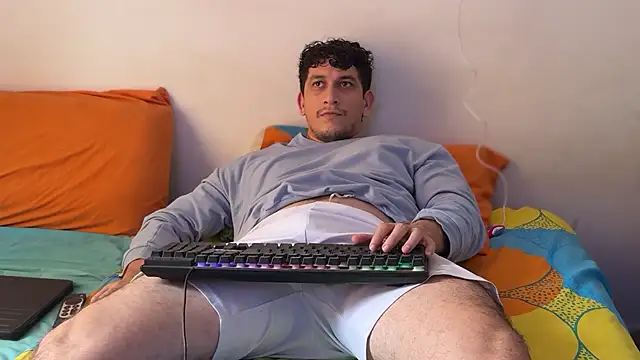 Snapshot of chicoinhibido chatting on 09/18/25, 07:27 chicoinhibido online show from 09/18/25, 07:27