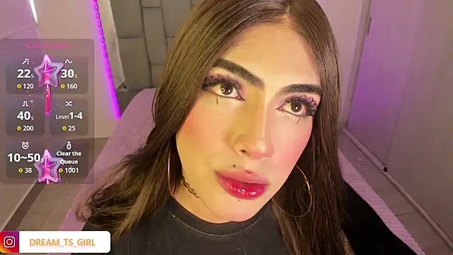 Snapshot of Sophie_whitexxx chatting on 10/14/25, 03:46 Sophie whitexxx online show from 10/14/25, 03:46