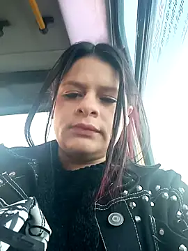 Mela-Hotlyn online show from 03/10/25, 11:32