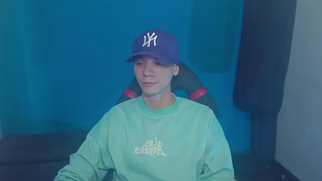 Snapshot of Burperking420_ chatting on 03/12/25, 08:52 Burperking420 online show from 03/12/25, 08:52