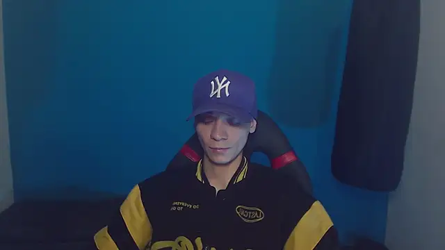 Snapshot of Burperking420_ chatting on 03/19/25, 09:48 Burperking420 online show from 03/19/25, 09:48