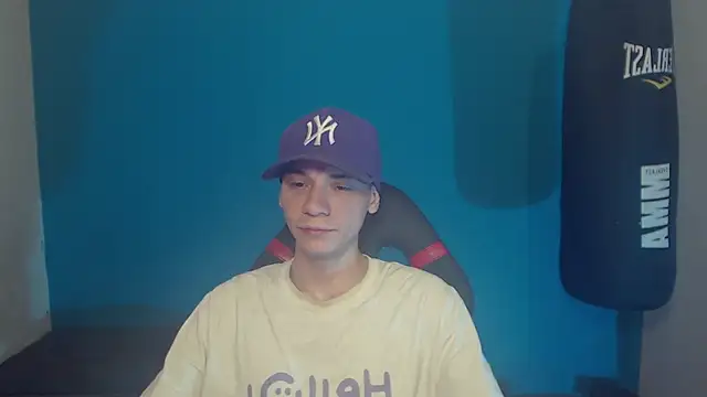 Snapshot of Burperking420_ chatting on 09/16/25, 07:26 Burperking420 online show from 09/16/25, 07:26