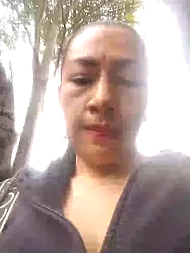 Snapshot of Carlasm- chatting on 03/13/25, 01:18 Carlasm- online show from 03/13/25, 01:18