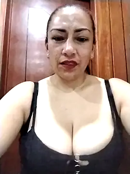 Snapshot of Carlasm- chatting on 10/01/25, 12:05 Carlasm- online show from 10/01/25, 12:05