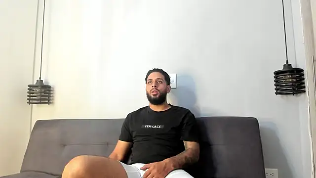 ASHLEY AND ASH online show from 09/12/25, 08:42