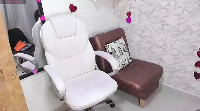 goldilockss15 online show from 03/08/25, 09:50