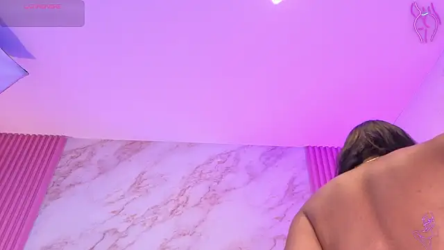 Snapshot of goldilockss15 chatting on 02/07/26, 03:10 goldilockss15 online show from 02/07/26, 03:10