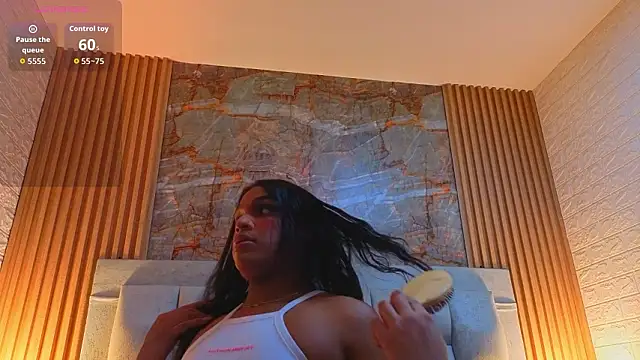 Snapshot of goldilockss15 chatting on 02/21/26, 03:07 goldilockss15 online show from 02/21/26, 03:07