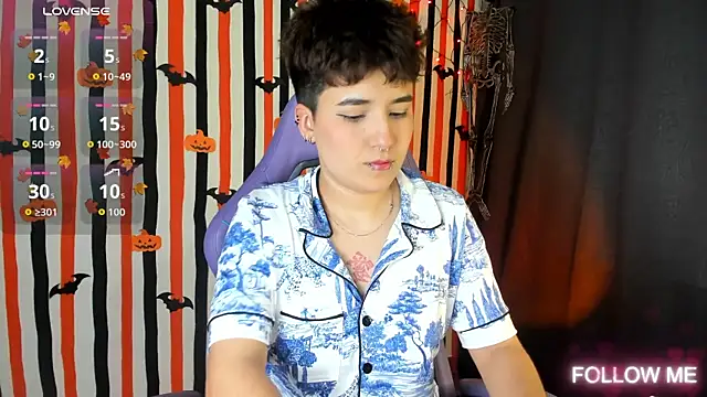 Snapshot of emma_cute7 chatting on 10/15/25, 03:28 emma cute7 online show from 10/15/25, 03:28