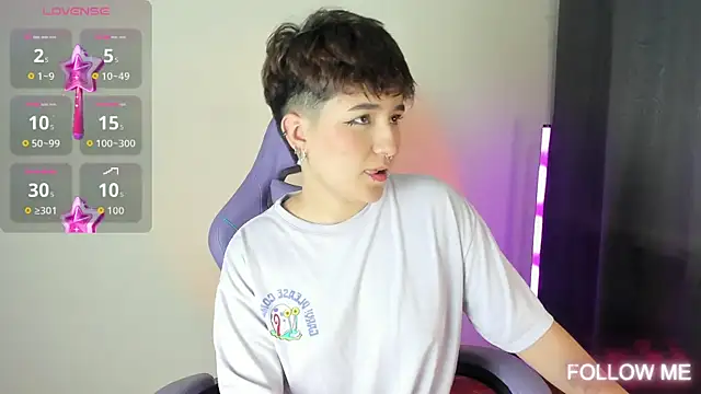 Snapshot of emma_cute7 chatting on 11/14/25, 12:09 emma cute7 online show from 11/14/25, 12:09