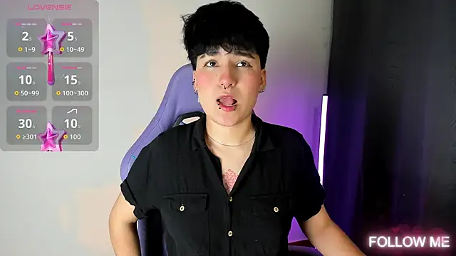 Snapshot of emma_cute7 chatting on 12/14/25, 08:52 emma cute7 online show from 12/14/25, 08:52