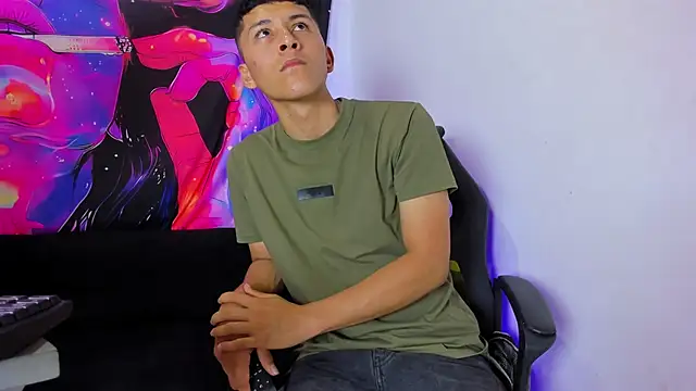 MAXXY CUTE online show from 03/13/25, 05:07