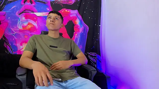 MAXXY CUTE online show from 03/17/25, 10:49