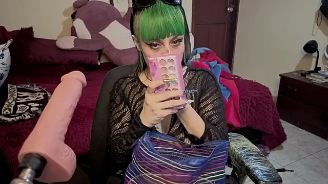 freyaa sorcerees online show from 01/14/26, 03:23