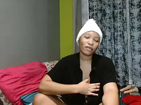 Tallwildnspicey98 online show from 03/18/26, 04:54