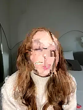 Snapshot of MiraBliss chatting on 11/14/25, 06:06 MiraBliss online show from 11/14/25, 06:06