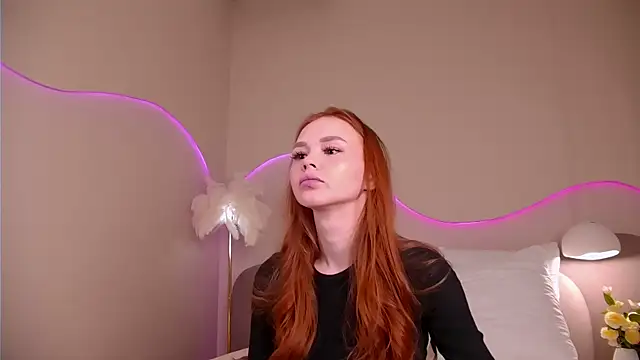 Snapshot of MiraBliss chatting on 11/29/25, 07:39 MiraBliss online show from 11/29/25, 07:39