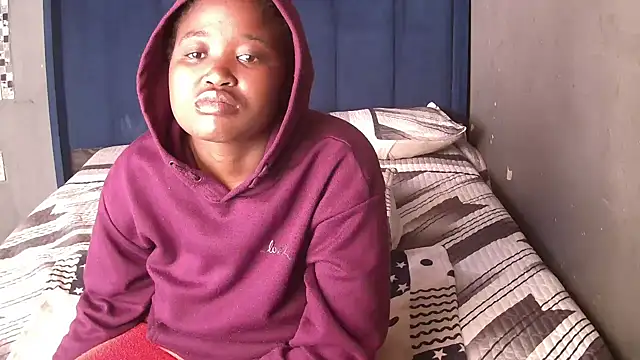 SexyShybarbie online show from 06/02/26, 06:37
