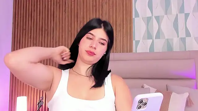 Snapshot of FatimaEvans chatting on 10/10/25, 11:53 FatimaEvans online show from 10/10/25, 11:53