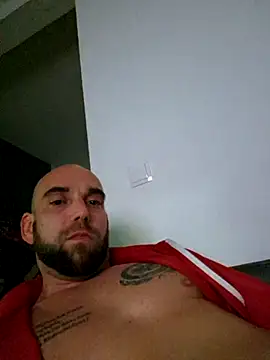 Snapshot of Smokeym123 chatting on 11/08/25, 02:56 Smokeym123 online show from 11/08/25, 02:56