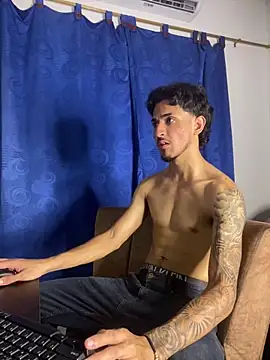 Zayn kane online show from 02/03/26, 12:42