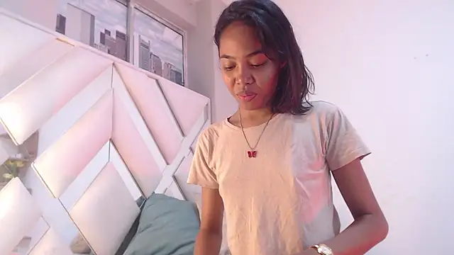 willow smitt online show from 03/26/26, 02:44