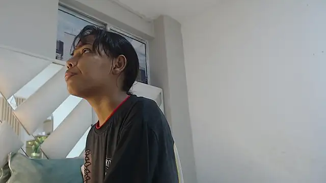 willow smitt online show from 03/27/26, 01:00