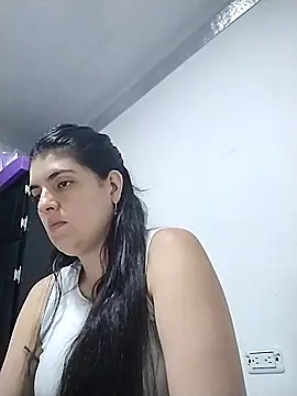 Seet Hanna online show from 10/15/25, 03:06