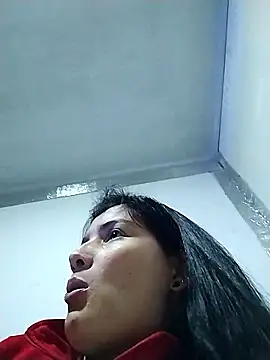 Seet Hanna online show from 10/18/25, 06:37